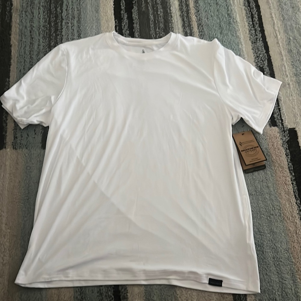 White plain tshirt